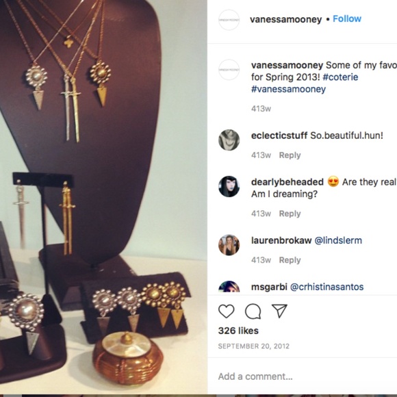 Vanessa Mooney sonnet of the sword silver dagger earrings - Picture 3 of 4